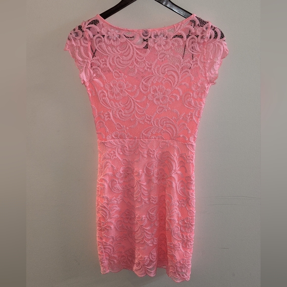 3/$25 Bright pink floral lace mesh sweetheart illusion dress scallop trim - Picture 5 of 7
